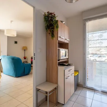 Apartment Petit 2 *